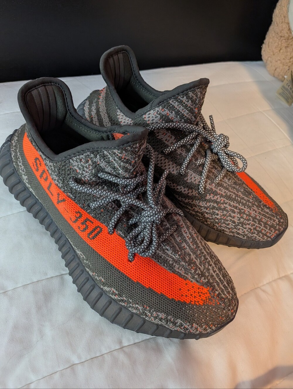 Yeezys Carbon Beluga